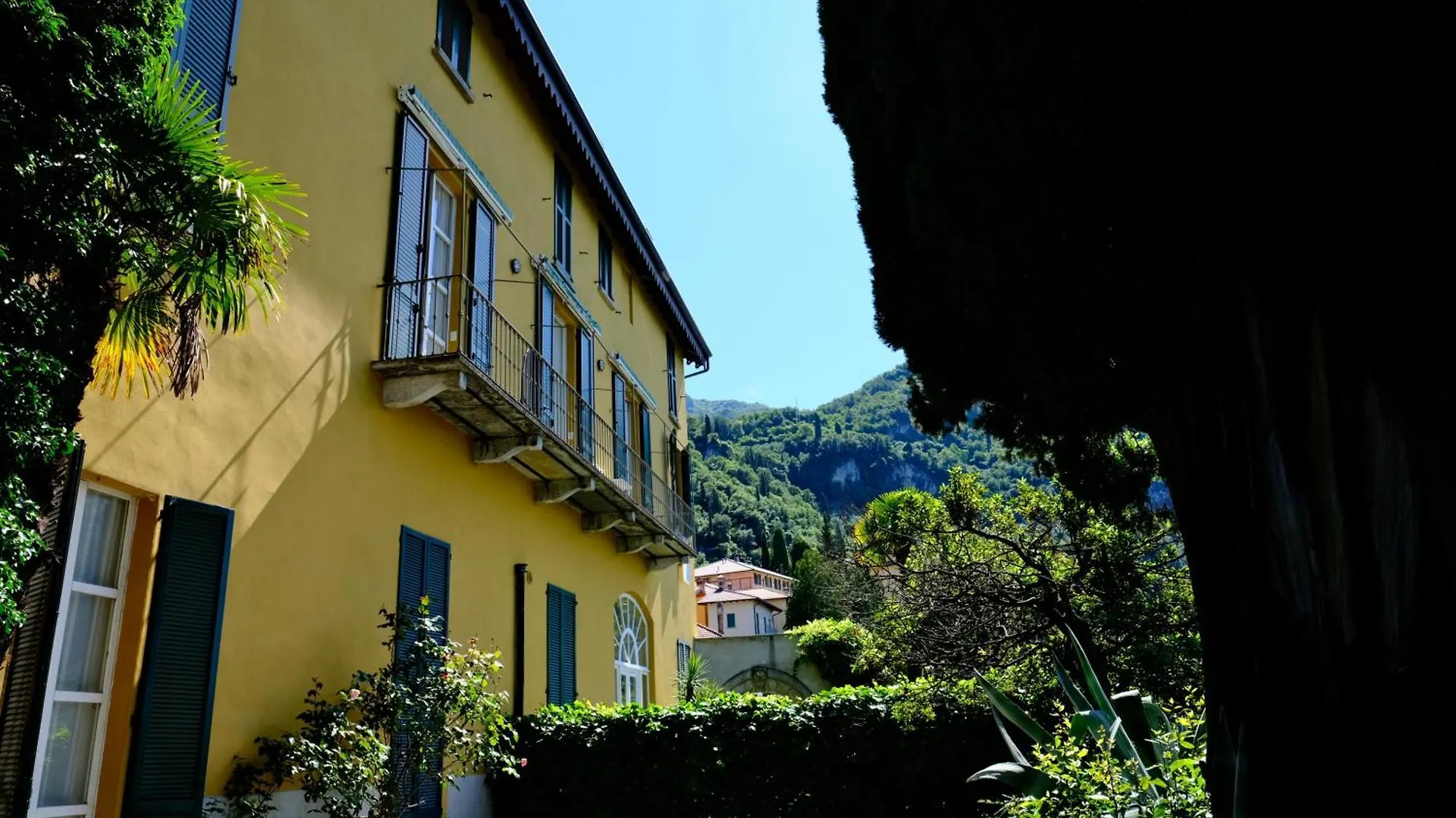 La Casa Di Anna Apartment Varenna